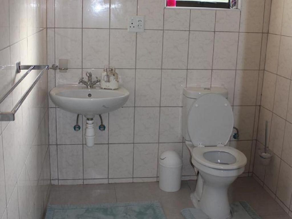 Juda Haus Lodge Katima Mulilo Zewnętrze zdjęcie
