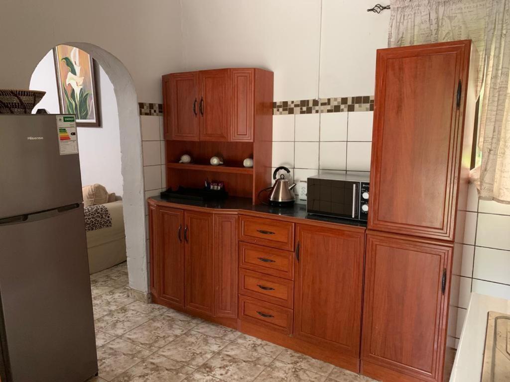Juda Haus Lodge Katima Mulilo Zewnętrze zdjęcie
