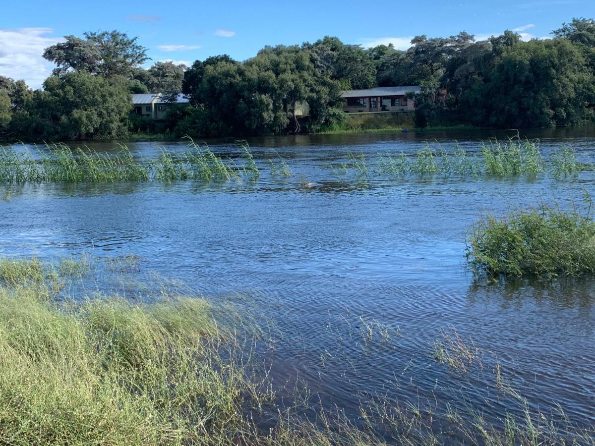 Juda Haus Lodge Katima Mulilo Zewnętrze zdjęcie